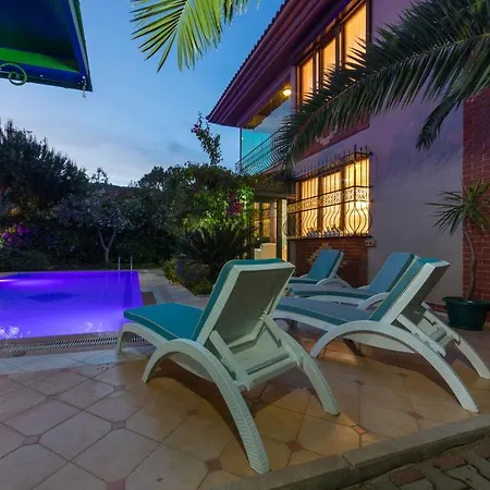 别墅 Villa Sans Icmeler Daily Weekly Rentals